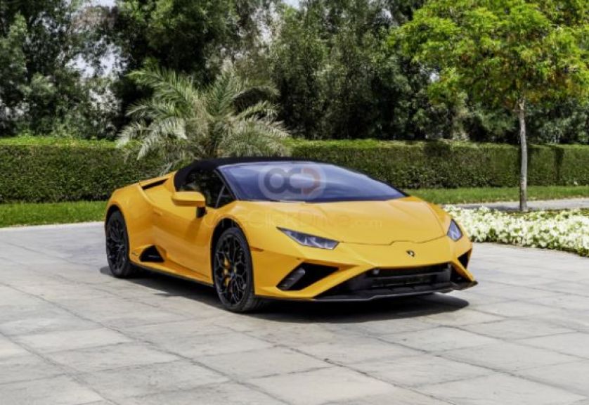 كيف تلبي سيارات العاصمة احتياجات التنقل اليومية في الإمارات مع سيارات أبوظبي