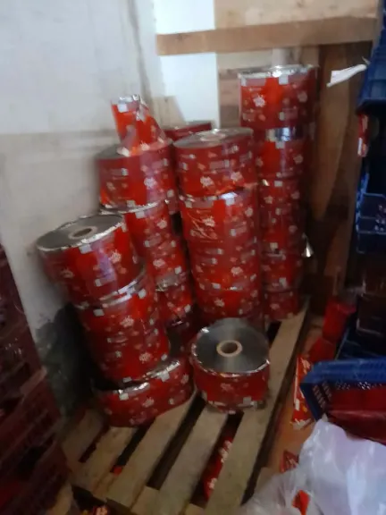 ضبط بسكويت بعلامة مزورة ومواد خام مجهولة المصدر بالإسكندرية