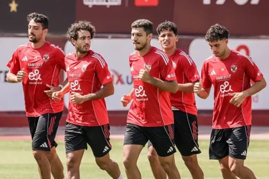 مران بدني خفيف للاعبي الأهلي قبل التوجه إلى الإسكندرية