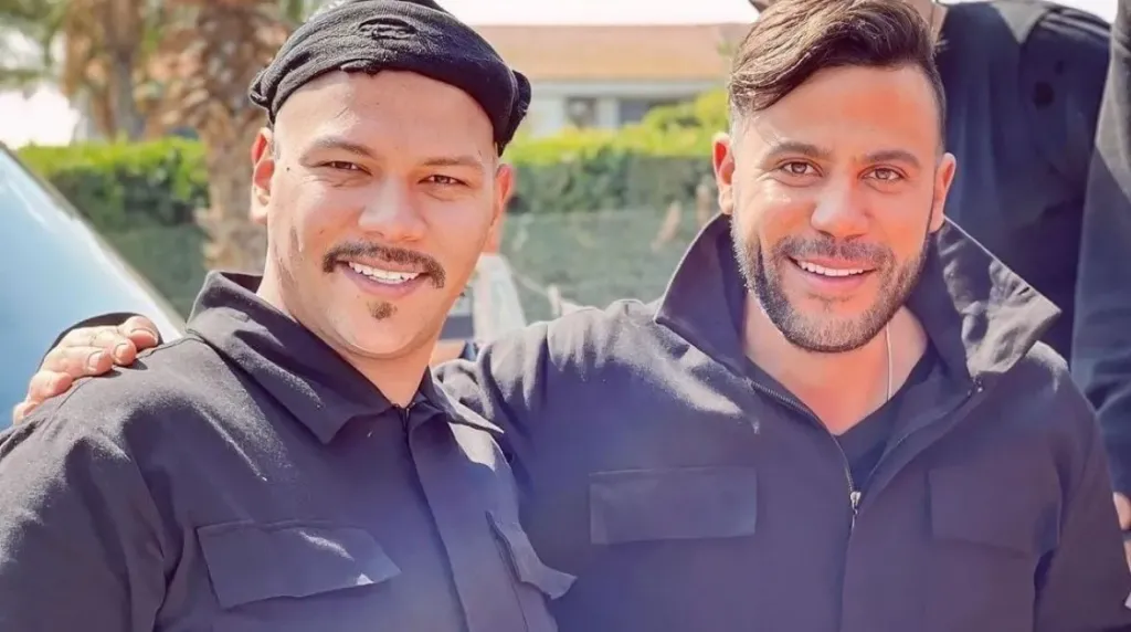 فنان شهير يفقد ابنته الرضيعة بعد اسبوعين من فقدان والدة