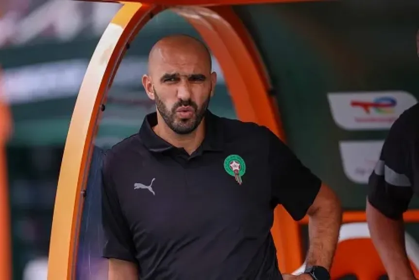 الركراكي: المغرب لا يفوز بالتحكيم.. وأتقبل وجود 40 مليون مدرب في بلدنا