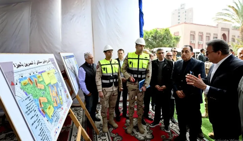 رئيس الوزراء يتفقد مستجدات أعمال تطوير مستشفى أم المصريين العام بالجيزة