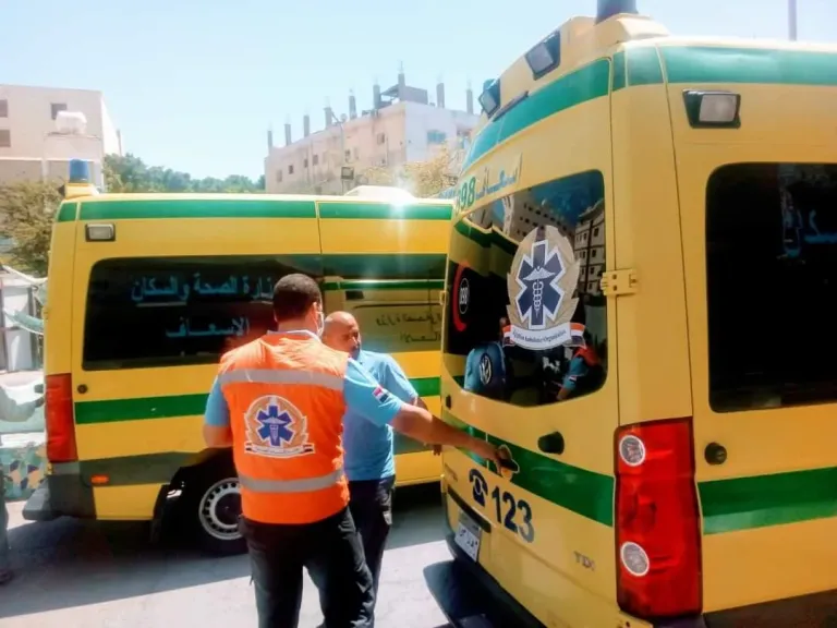 تعلم أسيوط: تحقيق عاجل في سقوط طالب داخل مدرسة كوم أبو شيل الابتدائية بعد الامتحان