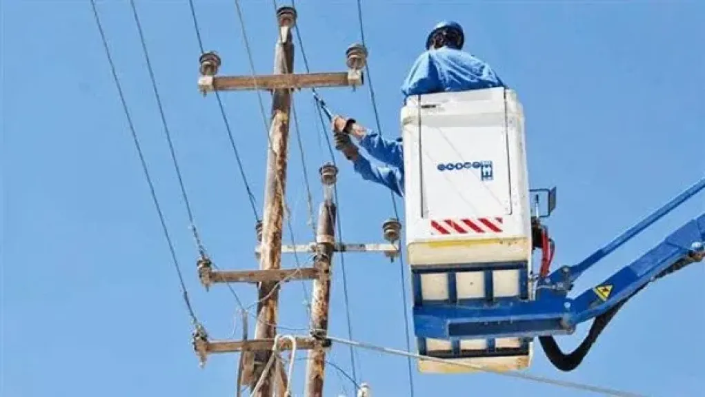 لإجراء أعمال صيانة.. قطع الكهرباء غدا عن 4 قرى بكوم حمادة في البحيرة