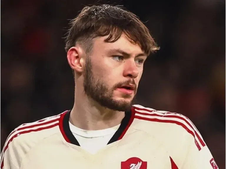 ليفربول يعلن إصابة برادلي وخضوعه لعملية جراحية بالركبة