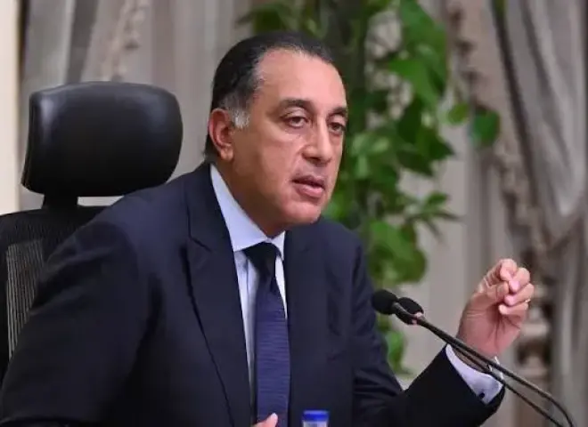 رئيس الحكومة يتفقد اليوم مشروعات خدمية وتنموية بمحافظة المنيا يرافقة عدد من الوزراء