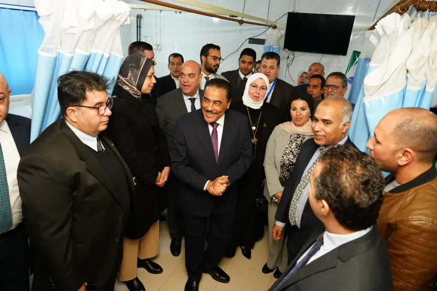 محافظ مطروح: يفتتح وحدة الغسيل الكلوي بالمستشفي العام