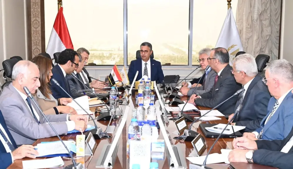 وزير التموين يعقد اجتماعًا موسعًا لمتابعة الاستعدادات لشهر رمضان وزيادة معدلات الإنتاج