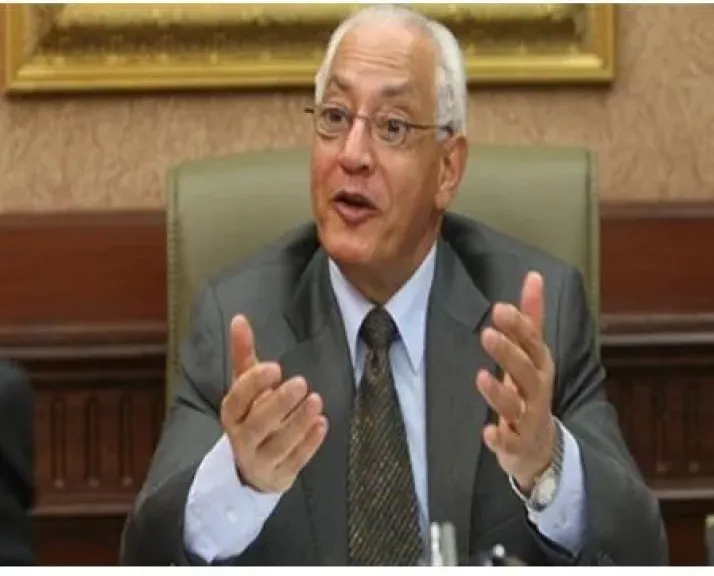 علي الدين هلال يشيد بمنافسة المعارضة في انتخابات النواب: الجلسة الافتتاحية تعكس الرغبة في العدالة