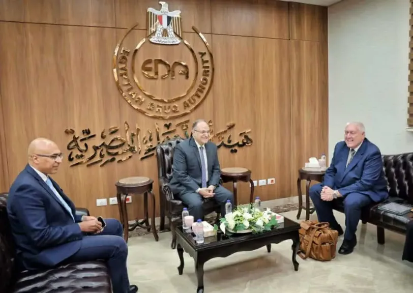رئيس هيئة الدواء يستقبل وفد دستور الأدوية الأمريكي ويوقع خطاب اتفاق لتعزيز التعاون الفني والتنظيمي