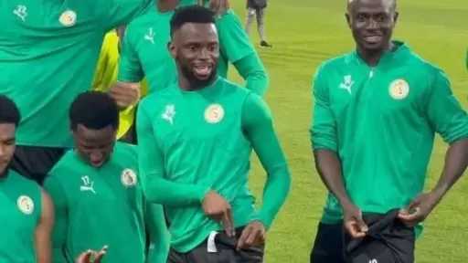 لاعبي منتخب السنغال يتعمدوا استفزاز لاعبي المنتخب المصري بهذا الفعل