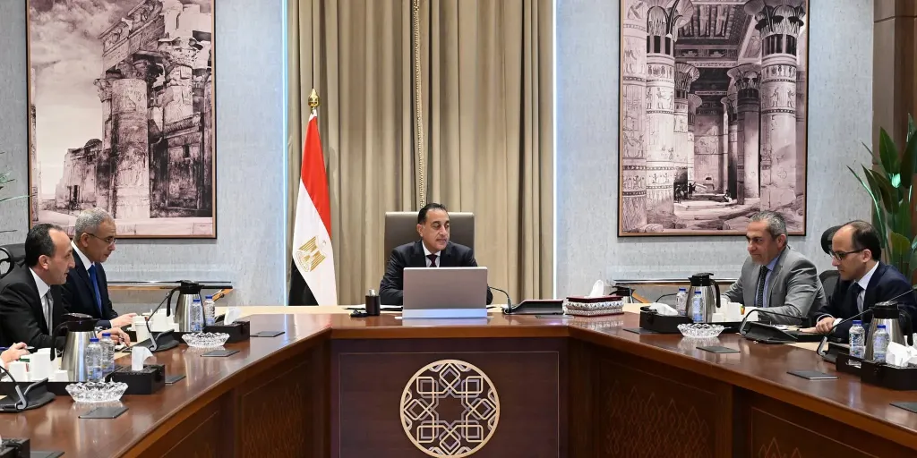 رئيس الوزراء يتابع عددًا من ملفات العمل الخاصة بشركة العاصمة الجديدة للتنمية العمرانية