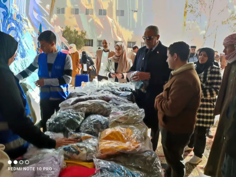 مطروح: توزيع طلبات تكافل وكرامة وبطاطين وملابس على أهالي قرية بسيدي براني