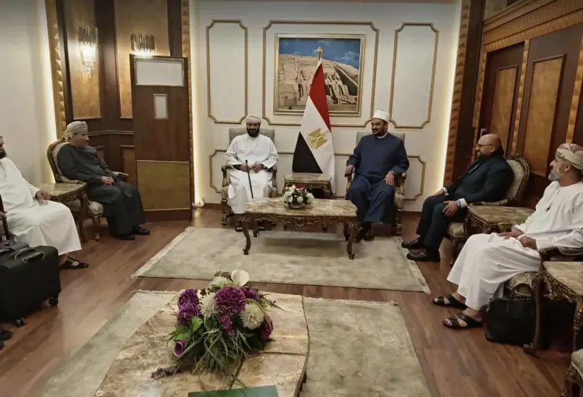وزير الأوقاف العماني يصل إلى القاهرة للمشاركة في المؤتمر الـ36 للأعلى للشئون الإسلامية