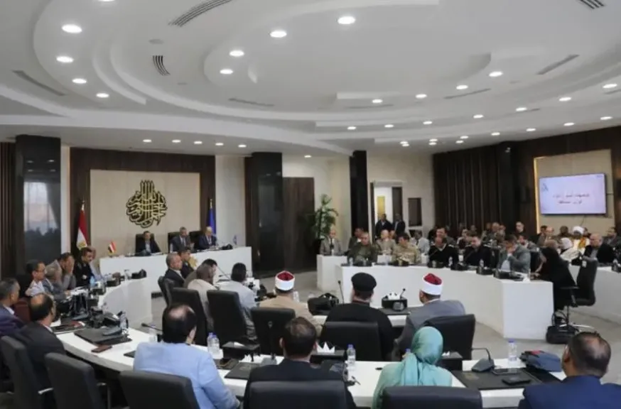 محافظ أسوان يوجه بالاستعداد المبكر لمواجهة السيول والأمطار