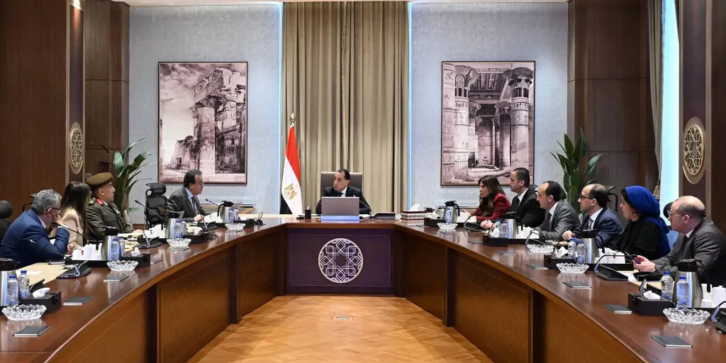 رئيس الوزراء: توجيهات من الرئيس ببدء تنفيذ ”مدينة العاصمة الطبية للمستشفيات والمعاهد التعليمية للبحوث والتدريب”