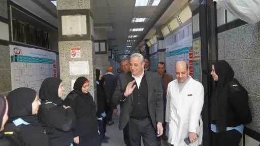 محافظ الغربية في جولة مفاجئة داخل عيادات التأمين الصحي بكفر الزيات