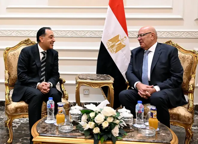 رئيس الوزراء يهنئ المستشار هشام بدوي رئيس مجلس النواب بتولي مهام منصبه