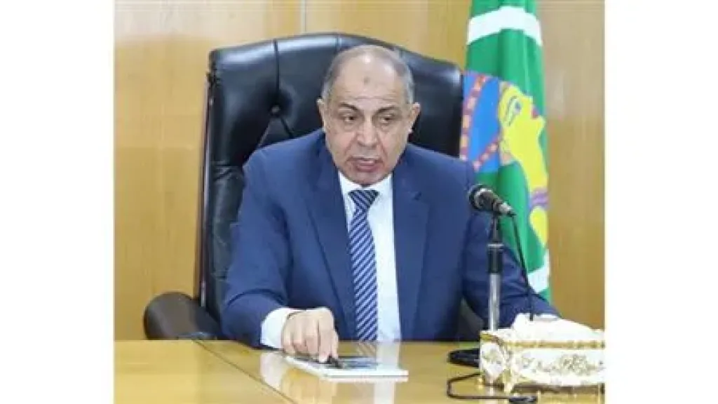 محافظ المنيا: تطبيق التحول الرقمي بالمستشفيات للانضمام للمرحلة الثانية من منظومة التأمين الصحي الشامل