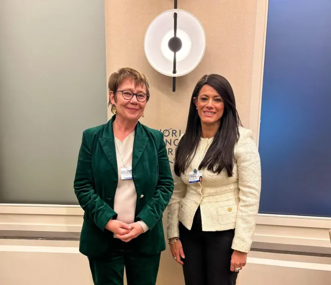 وزيرة التخطيط تلتقي رئيسة البنك الأوروبي لإعادة الإعمار والتنمية EBRD