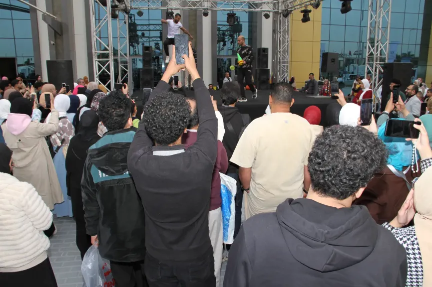 في أول أيامه.. فعاليات فنية متنوعة على مسارح معرض القاهرة الدولي للكتاب