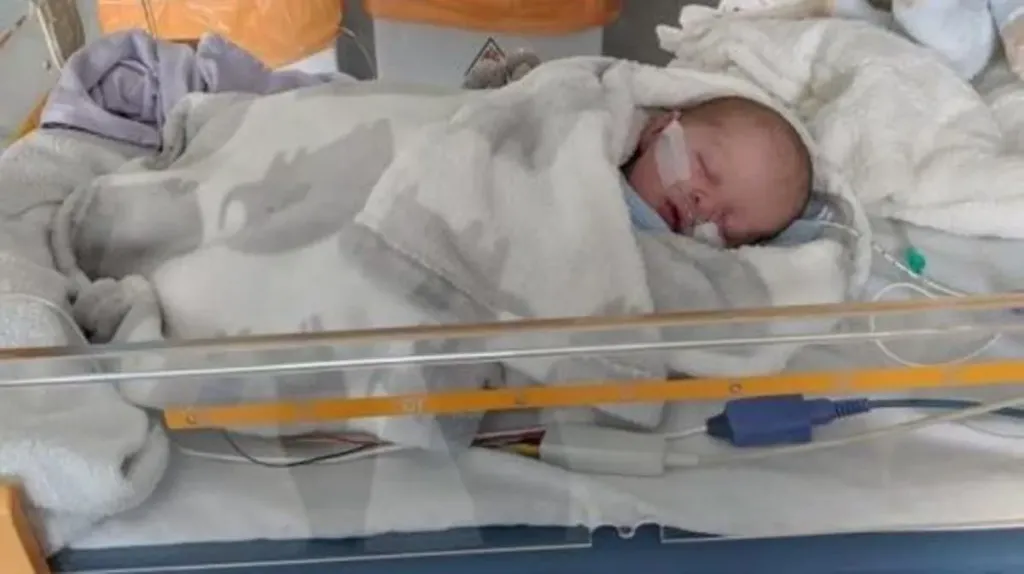 غينيا بيساو توقف دراسة مدعومة من ترامب للقاح الالتهاب الكبدي ب على الأطفال حديثي الولادة