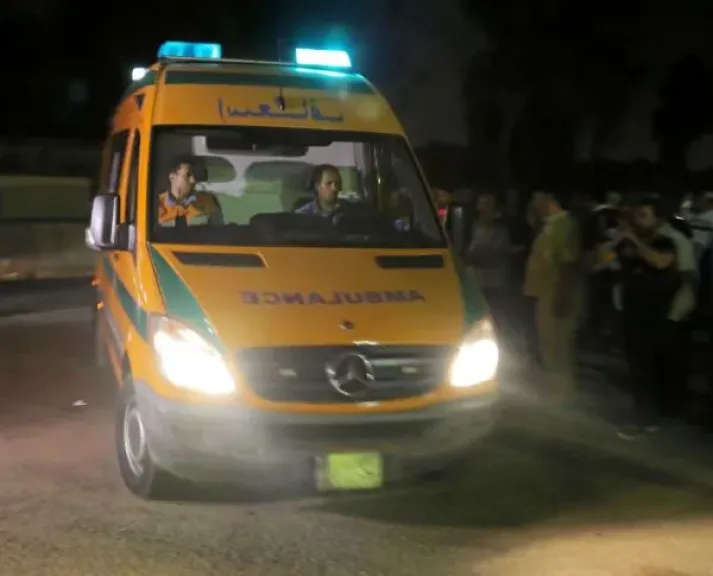 الشرقية.. إصابة مسن بكسر في الجمجمة إثر انهيار جزء من مبنى السينما القديم بفاقوس