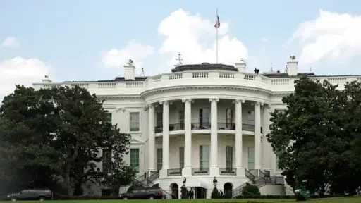 الخارجية الإمريكية تطالب رعاياها بمغادرة 14 دولة علي الفور من بينها مصر