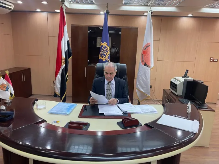 جامعة أسوان ترفع الأجر اليومي للعاملين المؤقتين دعما للاستقرار المعيشي وتنفيذا لتوجيهات الدولة