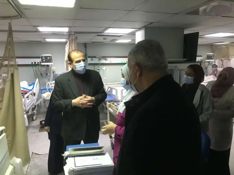 نائب وزير الصحة يحيل إدارة مستشفى إمبابة العام للتحقيق