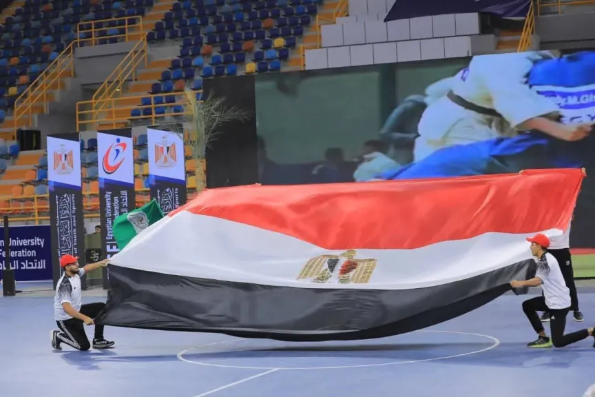 وزيرا التعليم العالي والشباب والرياضة يشهدان فعاليات افتتاح دوري الجامعات والمعاهد المصرية في نسخته (53)