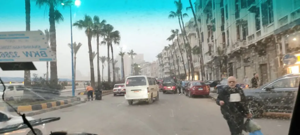 طقس الإسكندرية اليوم.. عاصفة ترابية وأمطار متفاوتة تضرب المحافظة