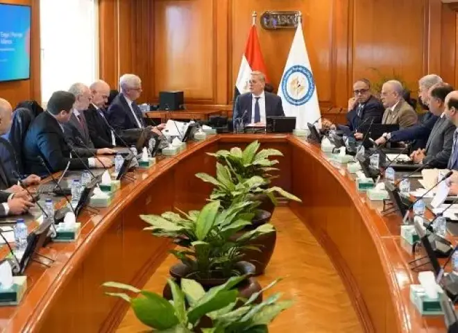 وزير البترول يبحث مع تكنيب العالمية تأسيس شركة مشتركة مع إنبي وبتروجت لتنفيذ المشروعات الكبرى