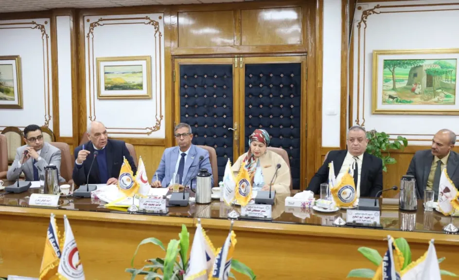 مجلس جامعة المنيا يعتمد الهوية البصرية للجامعة وشعارات الكليات الجديدة لتعزيز الصورة المؤسسية