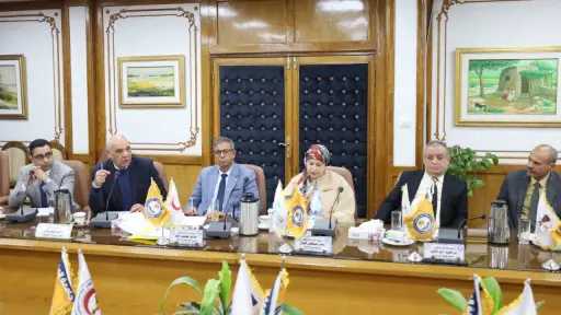 مجلس جامعة المنيا يعتمد الهوية البصرية للجامعة وشعارات الكليات الجديدة لتعزيز الصورة المؤسسية