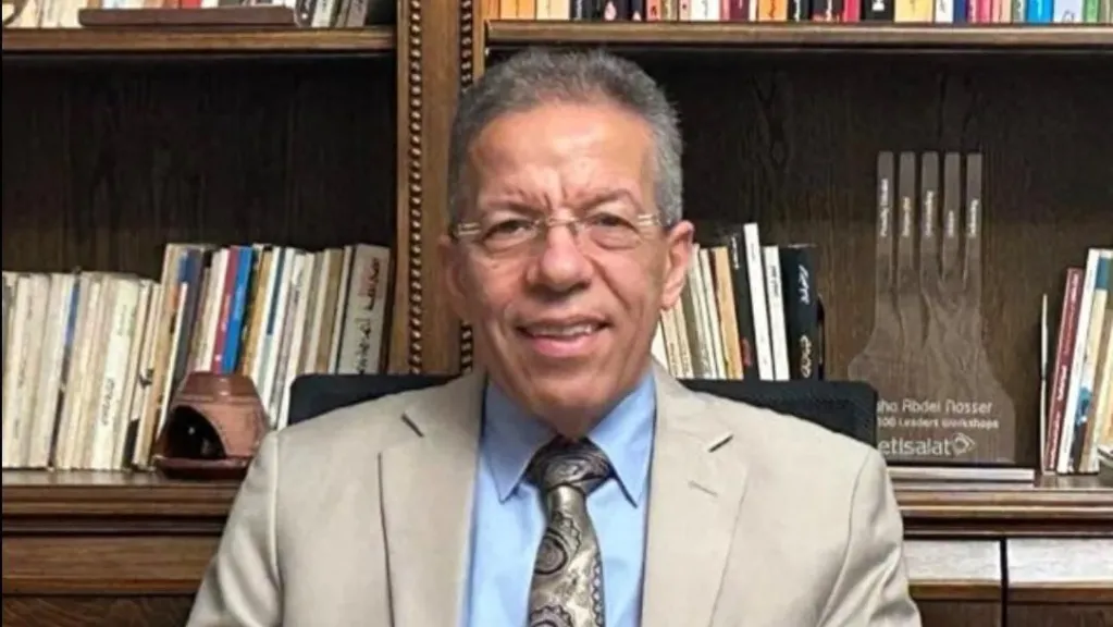 نقيب الأطباء يحذر من الاعتماد على شات جي بي تي في الاستشارات الطبية: أمر في منتهى الخطورة