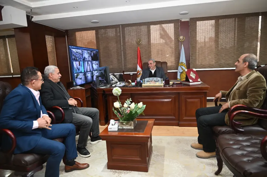 محافظ الغربية يستقبل وفدالمقاولون العرب لبحث التعاون في المشروعات التنموية بعروس الدلتا