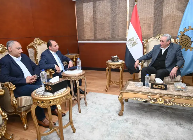 محافظ الغربية يستقبل نائب رئيس هيئة الشراء الموحد لمتابعة منظومة Medi Q وآليات توفير الأدوية الناقصة