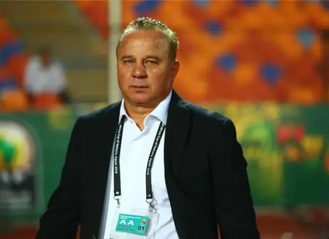 شوقي غريب يرد على ميدو: إنجازات حسن شحاتة وجيل الذهب خط أحمر