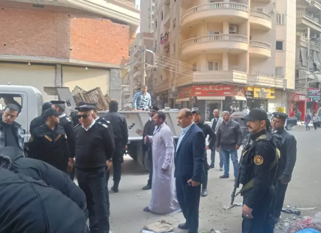 محافظ الغربية تنفذ: حملات صباحية وليلية على مدار الساعة لإزالة الإشغالات بحي أول وثان المحلة