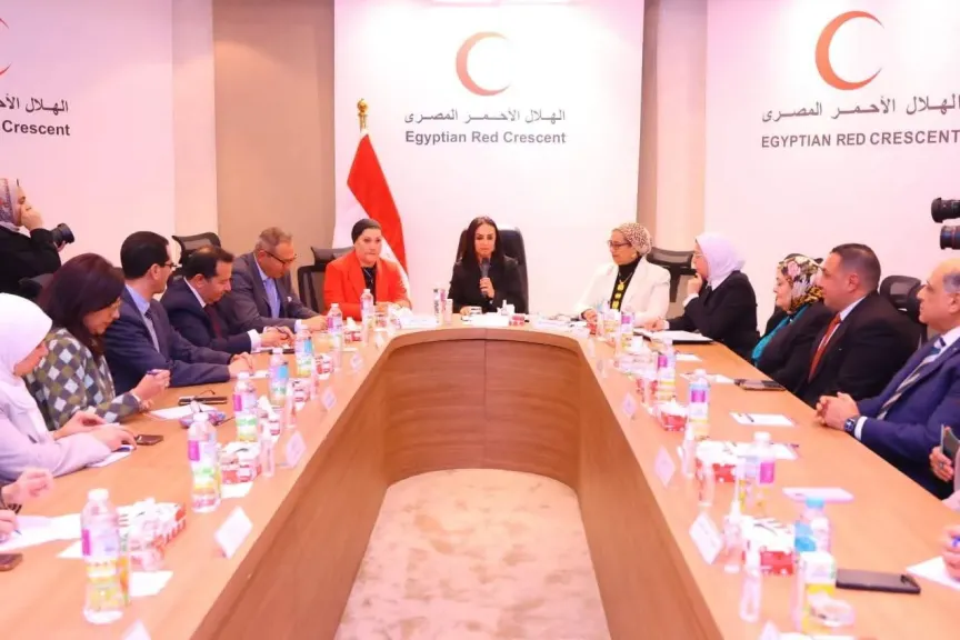 وزيرة التضامن تشهد توقيع الهلال الأحمر المصري ستة بروتوكولات لتعزيز الشراكة المؤسسية