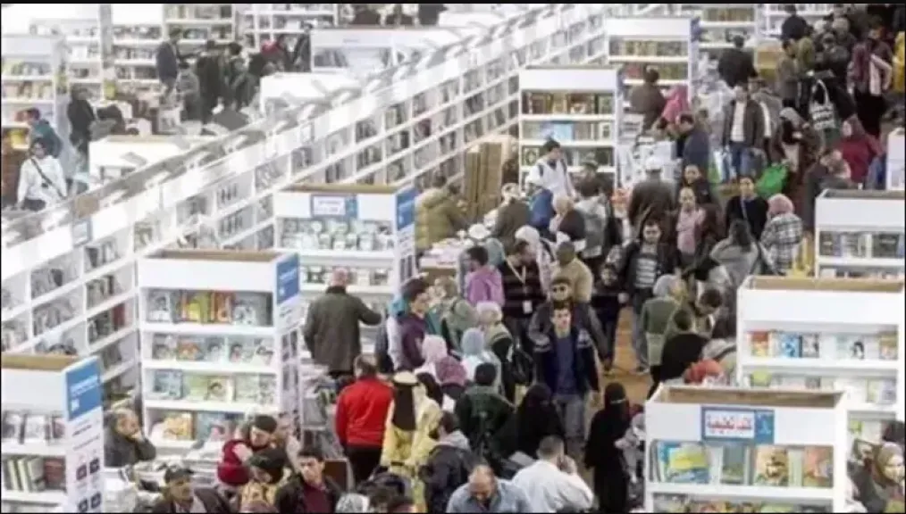 حقيقة غلق معرض الكتاب بدعوي وجود اصلاحات بالطريق .. إدارة المعر توضح