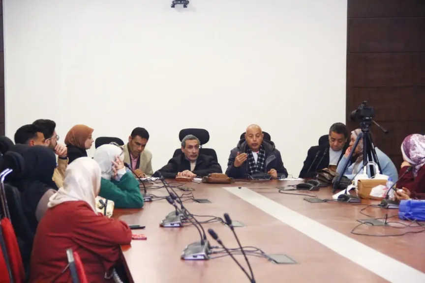 ملتقى شباب الجامعات بمعرض الكتاب يستعرض إبداعات شعراء كفر الشيخ وقناة السويس