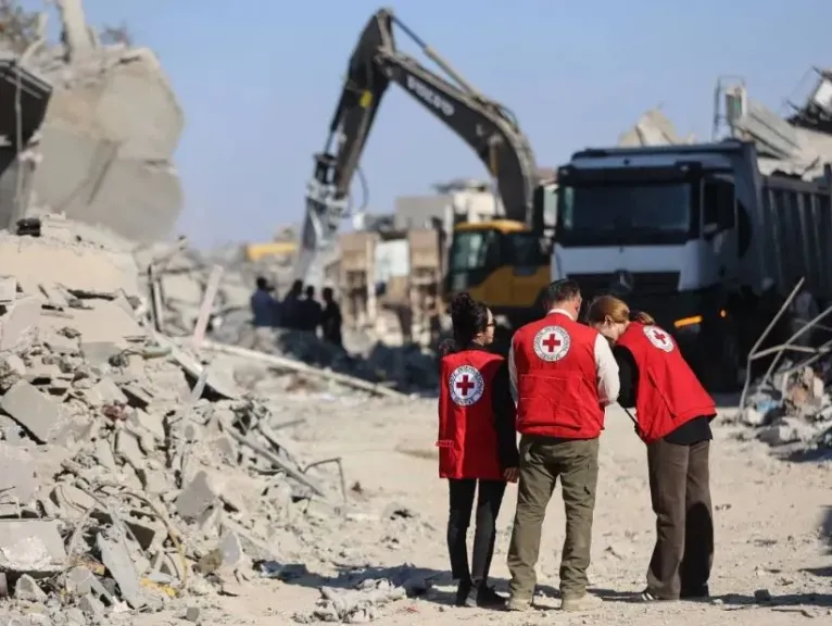 الأدلة الجنائية بغزة: تسليم آخر دفعة من الجثامين ضمن اتفاق وقف النار يعمّق معاناة أهالي المفقودين