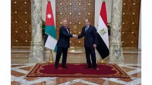 الرئيس السيسي وملك الأردن يبحثان المستجدات الإقليمية والدولية