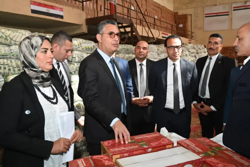 وزير التموين يجري جولة تفقدية موسعة بالقاهرة لمتابعة الأنشطة التموينية وتوافر السلع بالأسواق