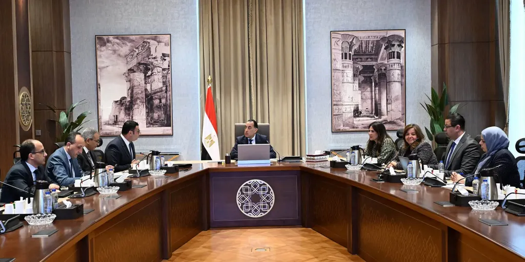 رئيس الوزراء يستعرض محاور مبادرة مشاركة القطاع الخاص في تنفيذ وحدات الإسكان الاجتماعي