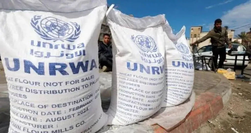 اتهامات متكررة بلا أدلة.. الاحتلال يصعّد حملته ضد الأونروا بمزاعم العثور على عشرات القذائف