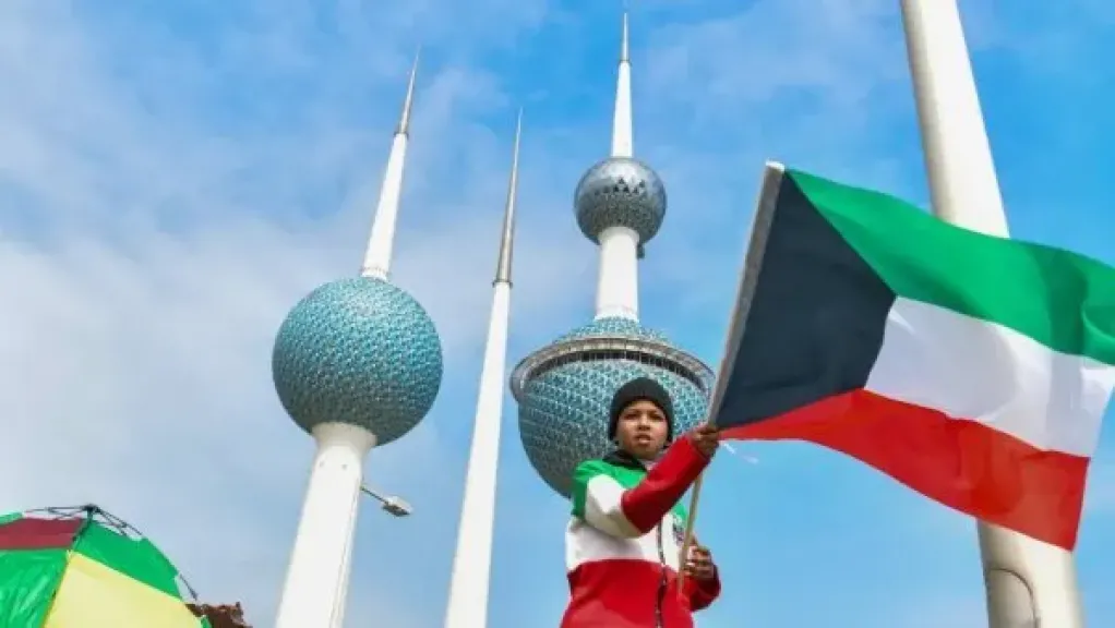 4 ساعات ونصف يوميًا.. الكويت تعدل مواعيد العمل في رمضان