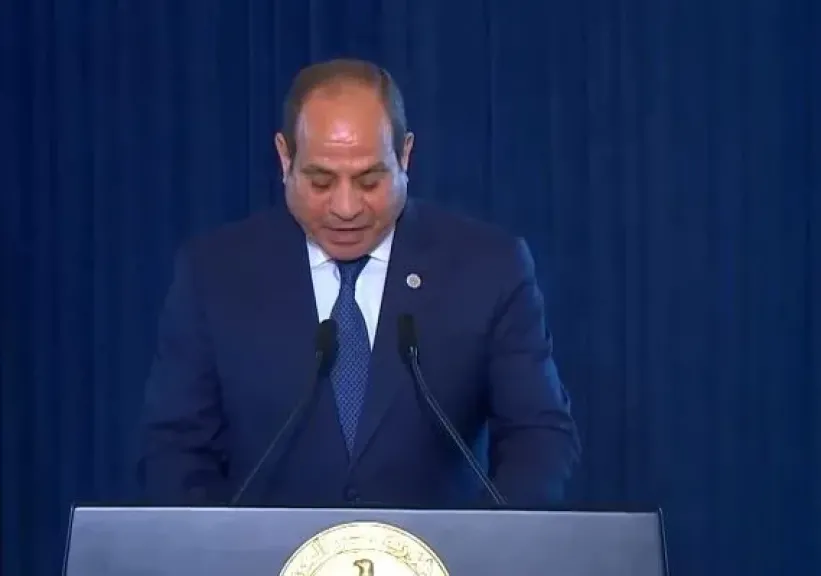 الرئيس السيسي: ماضون فى نشر قواتنا ضمن بعثة الاتحاد الإفريقى للدعم والاستقرار الصومال